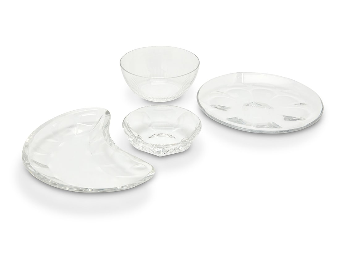 A group of Baccarat glass 'Harcourt' and 'Renaissance' bowls and plates (1 of 4)