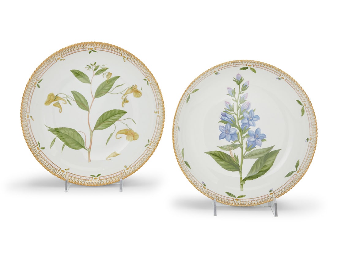 Two graduated Royal Copenhagen porcelain 'Flora Danica' serving bowls (1 of 4)
