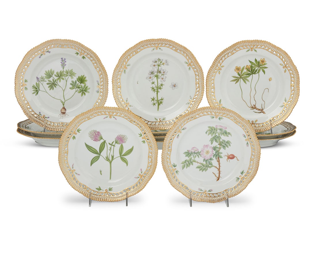 A set of twelve Royal Copenhagen porcelain 'Flora Danica' reticulated dinner plates: A set of twelve Royal Copenhagen porcelain 'Flora Danica' reticulated dinner platesDate codes for 1967Each with green printed factory mark above underglaze blue wave and green painted pattern 20 over