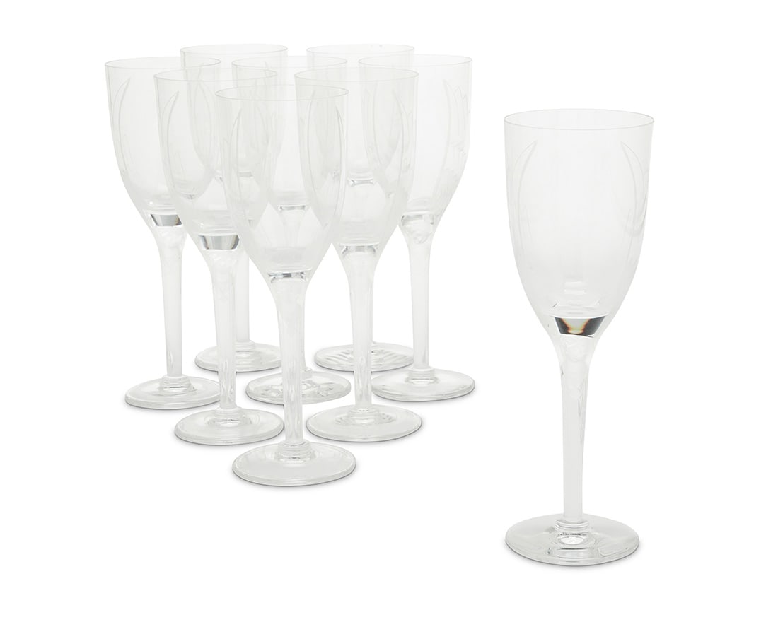 A set of nine Lalique glass 'Ange' champagne flutes (1 of 4)