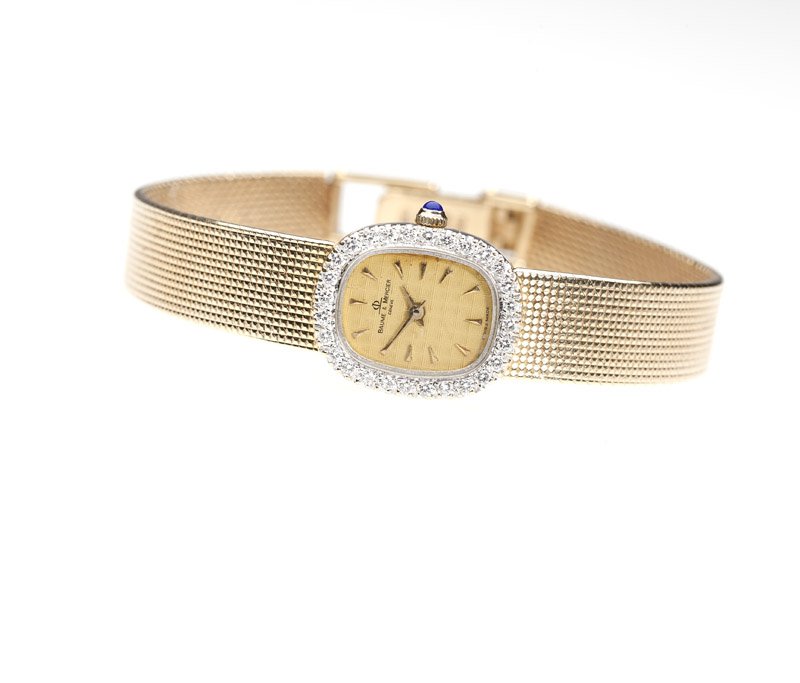 A lady's quartz Baume & Mercier gold wristwatch