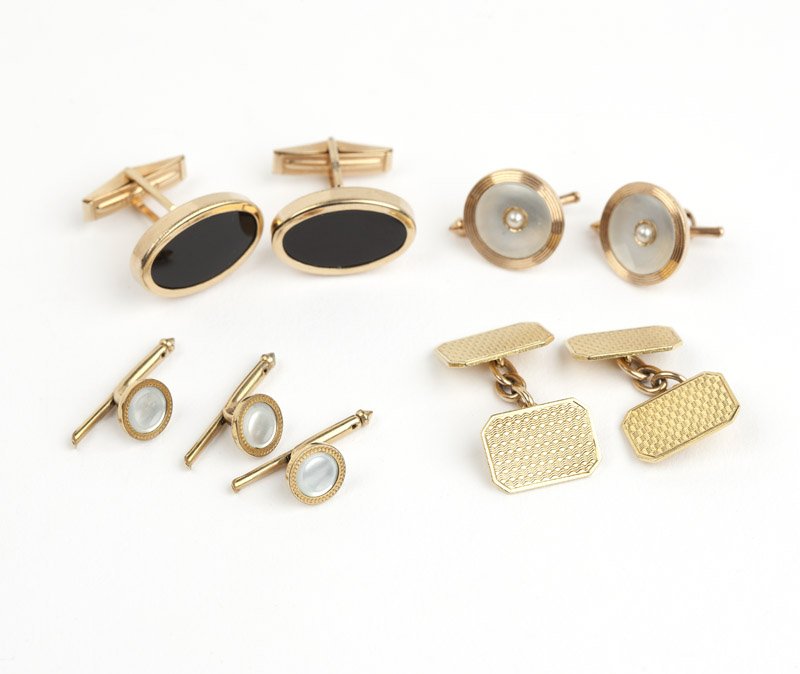 A collection of gent's gold cufflinks