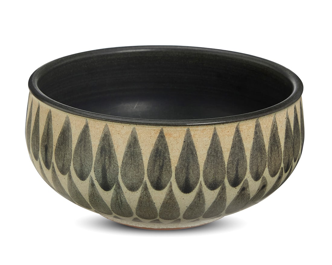 Harrison McIntosh (1914-2016), A glazed stoneware bowl, mid-20th century (1 of 5)
