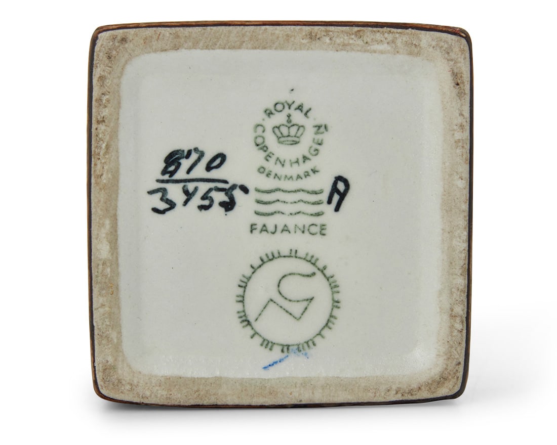 Four Modern ceramic vases - 6