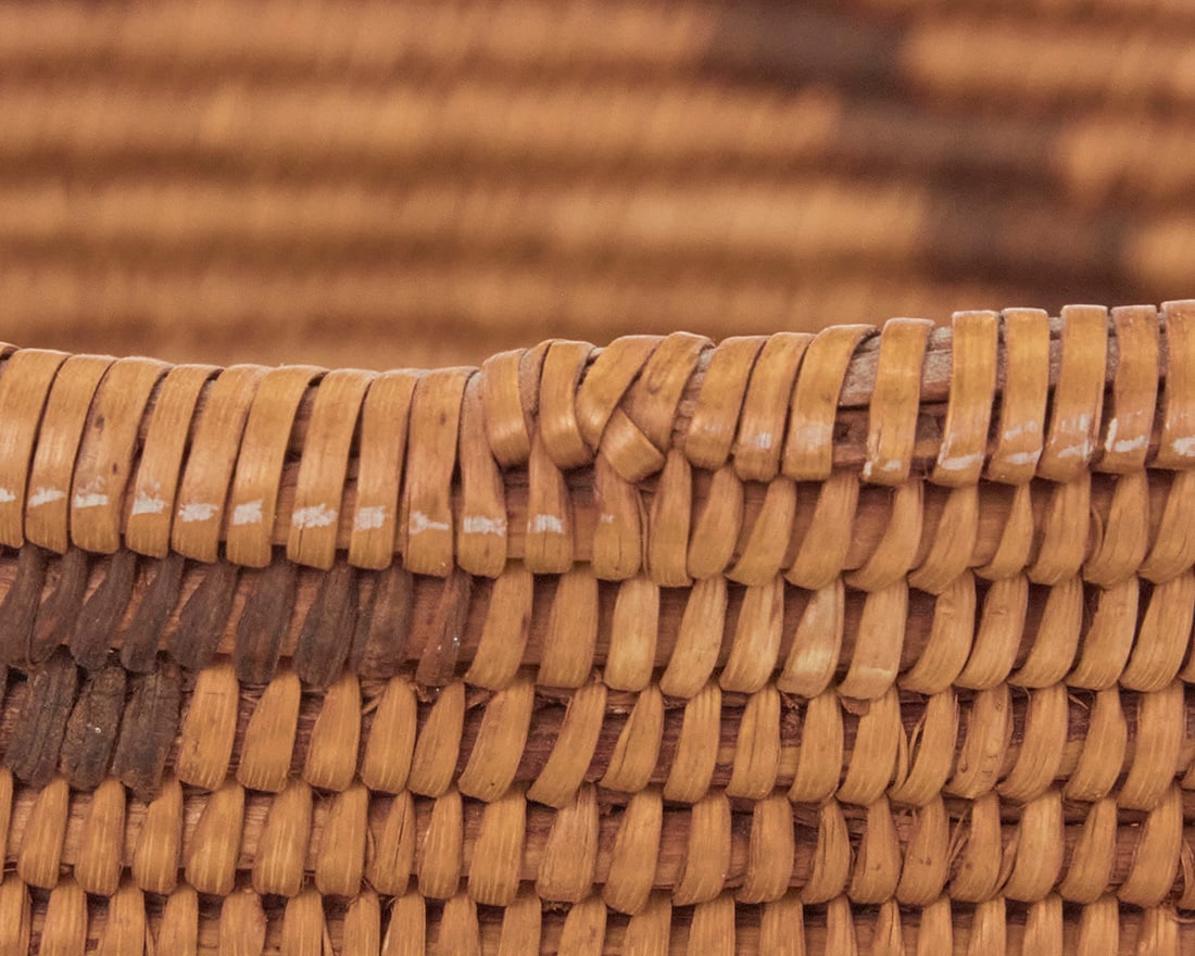 An Apache pictorial basket - 6