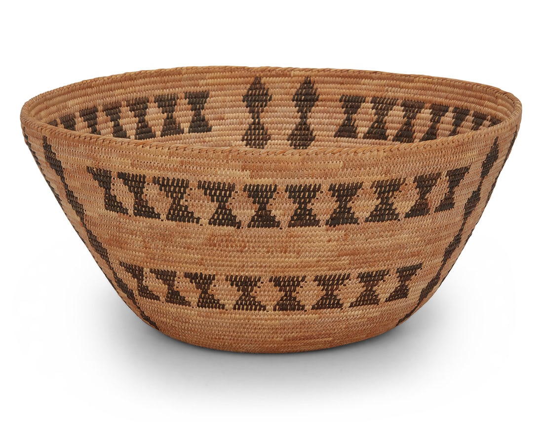 A Western Mono basketry bowl (1 of 7)