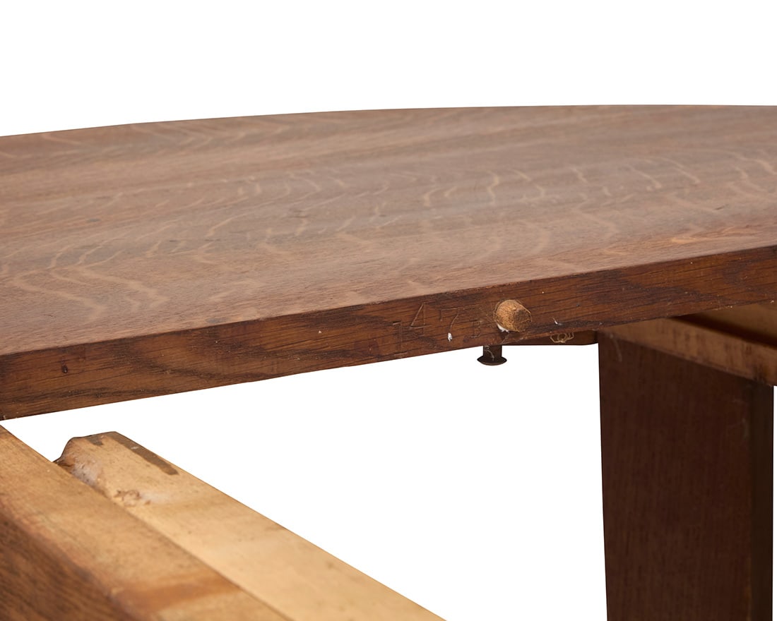 An Arts & Crafts extension dining table - 7