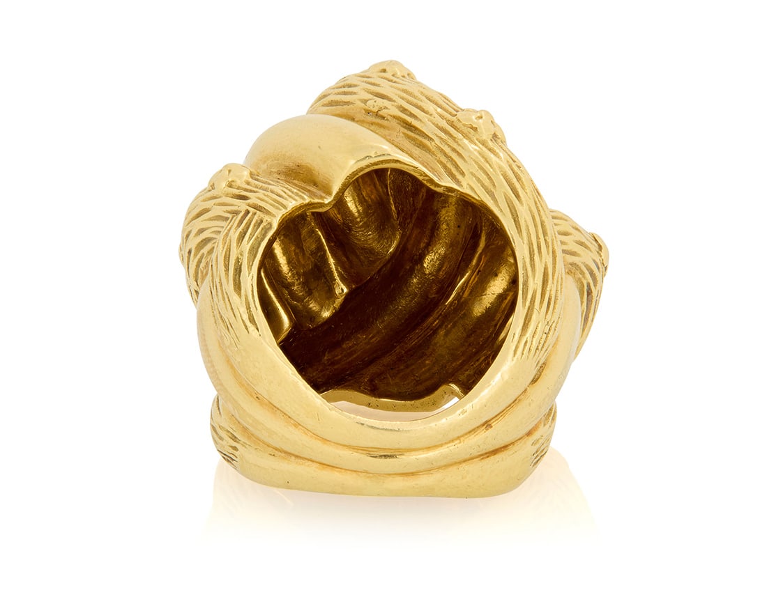 An 18K Gold Ring - 4