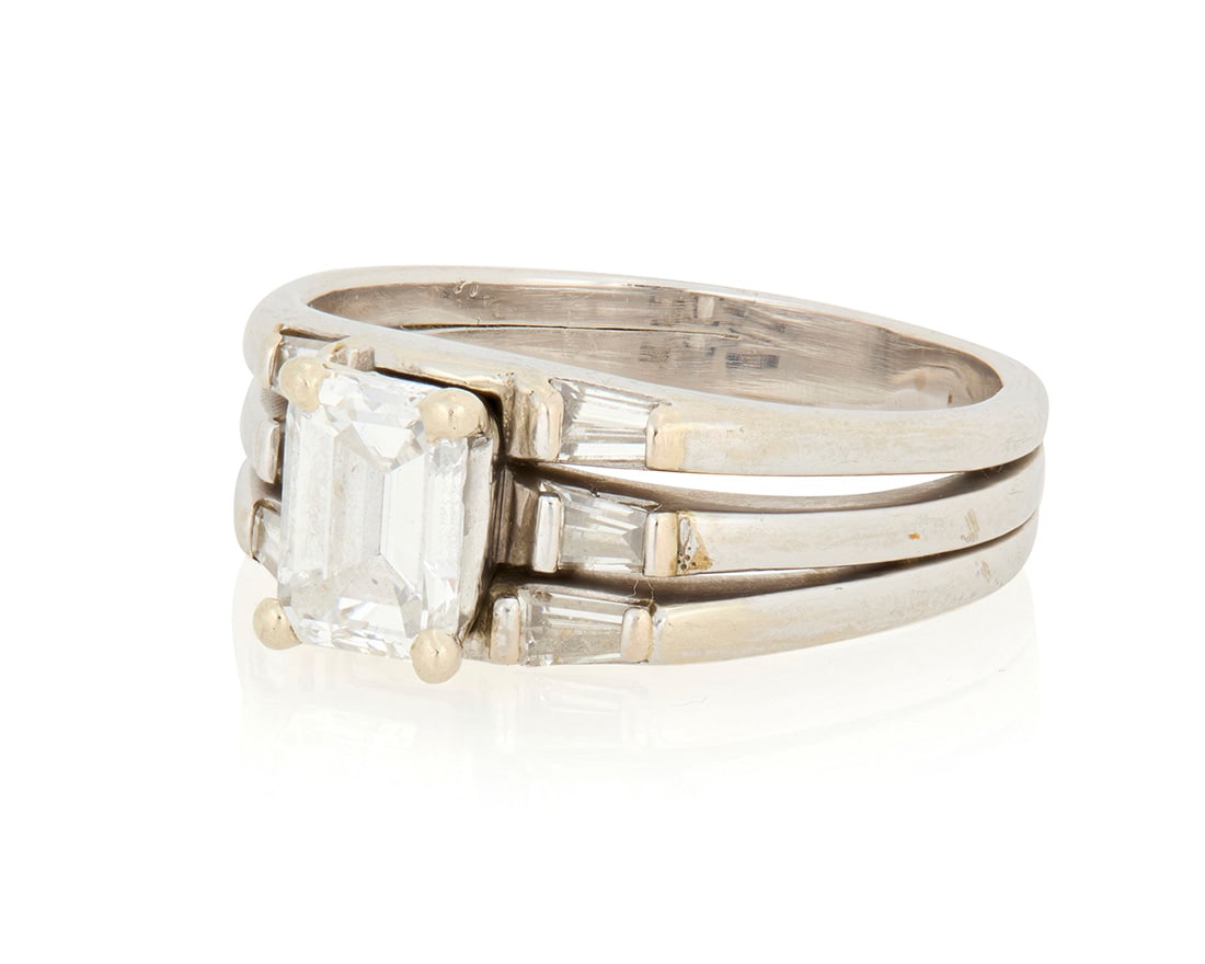 A 14K White Gold and Diamond Ring (1 of 3)