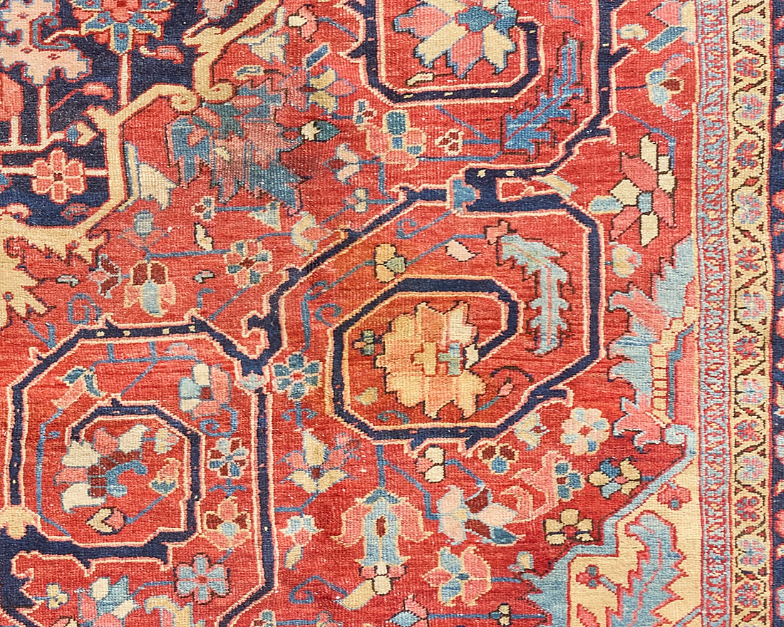 A Heriz rug - 4