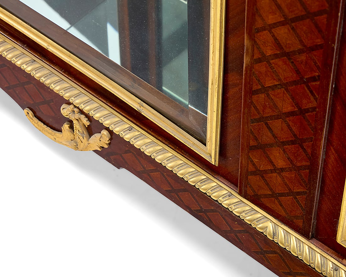 A Louis XV style gilt bronze mounted parquetry rosewood vitrine - 9