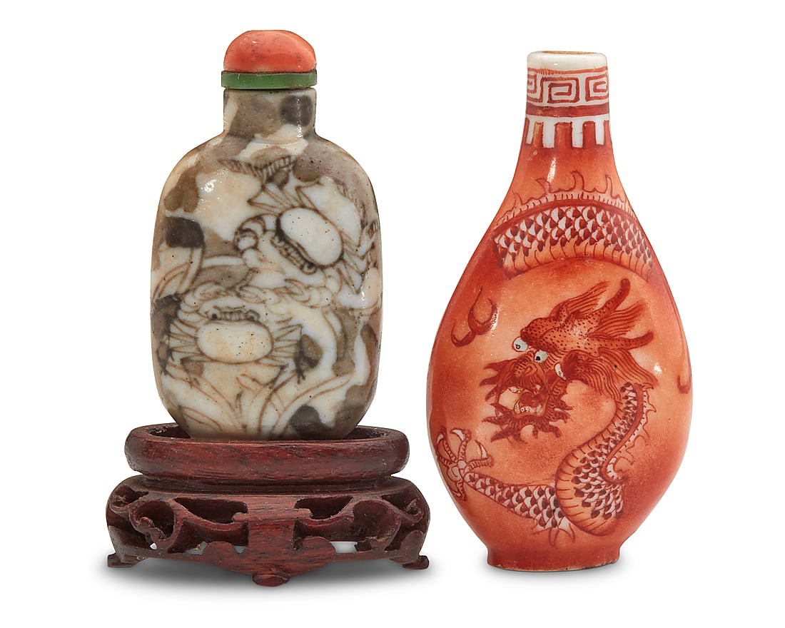Two Chinese porcelain snuff bottles (1 of 5)