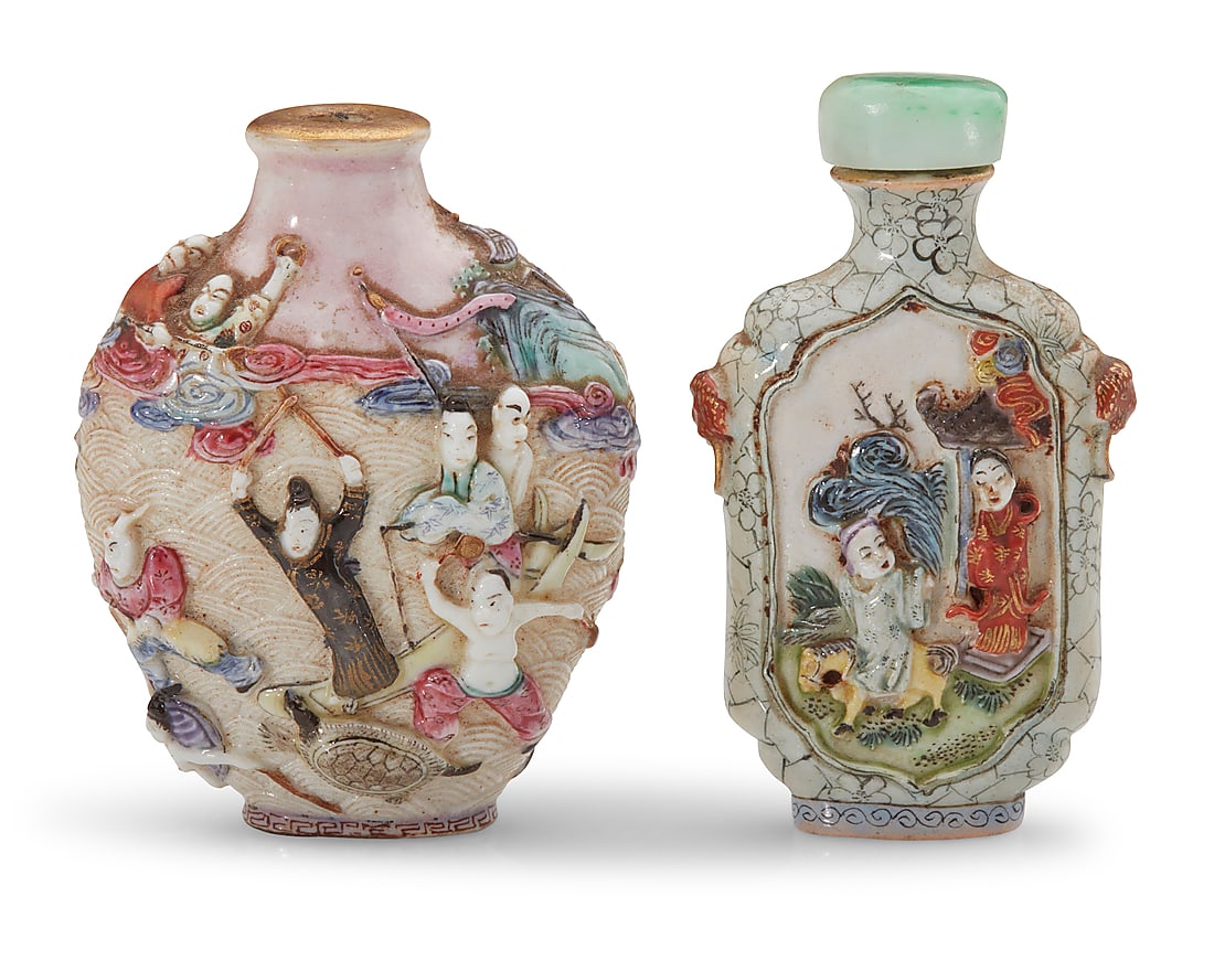 Two Chinese molded porcelain snuff bottles (1 of 5)