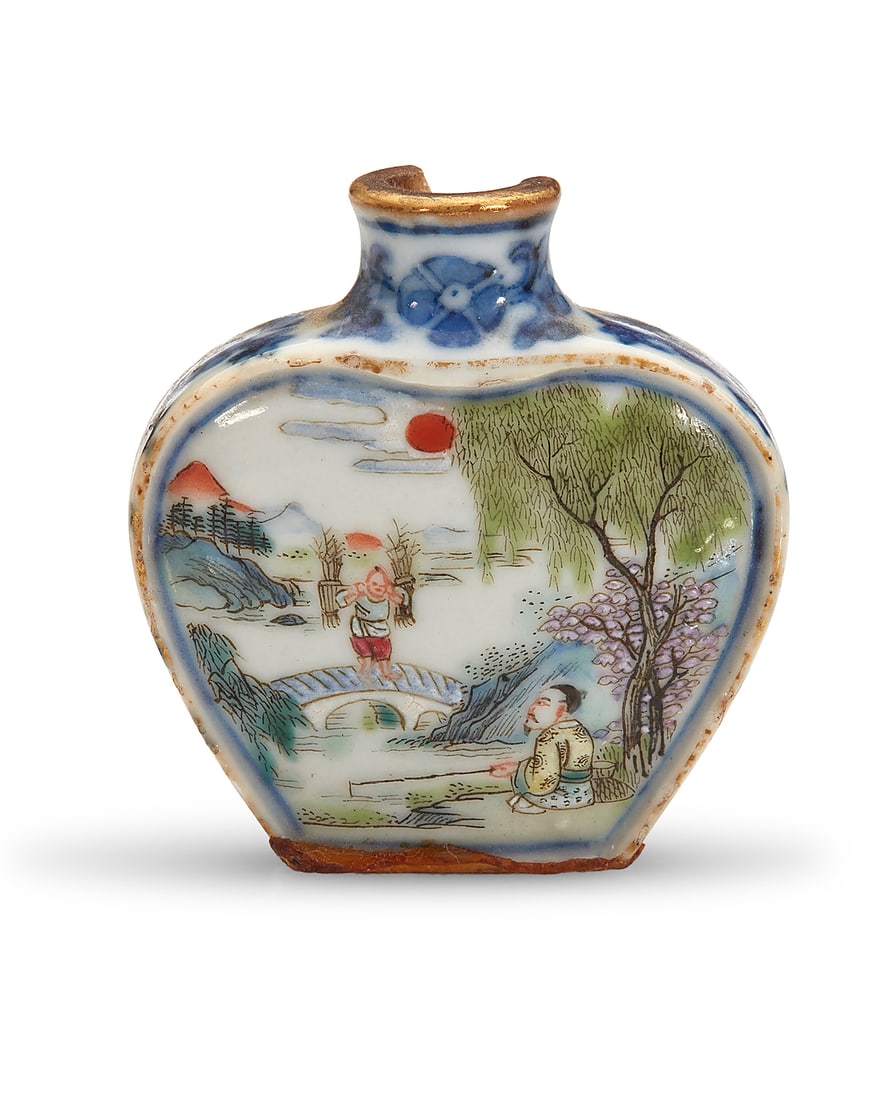 A Chinese enameled and underglaze porcelain snuff bottle: A Chinese enameled and underglaze porcelain snuff bottle 18th/19th century or later With blue underglaze reign mark for Qianlong Period (1736-1795) Each side depicting figural scenes between blue on w