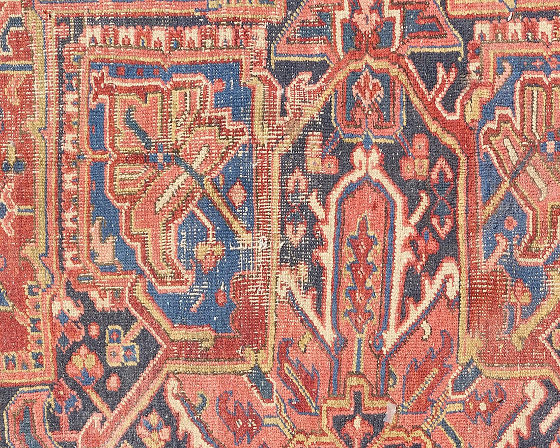 A Heriz rug - 3