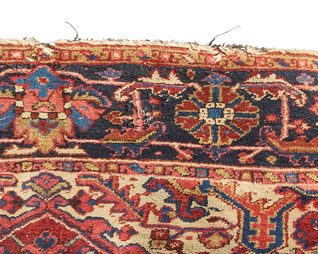 A Heriz rug - 4