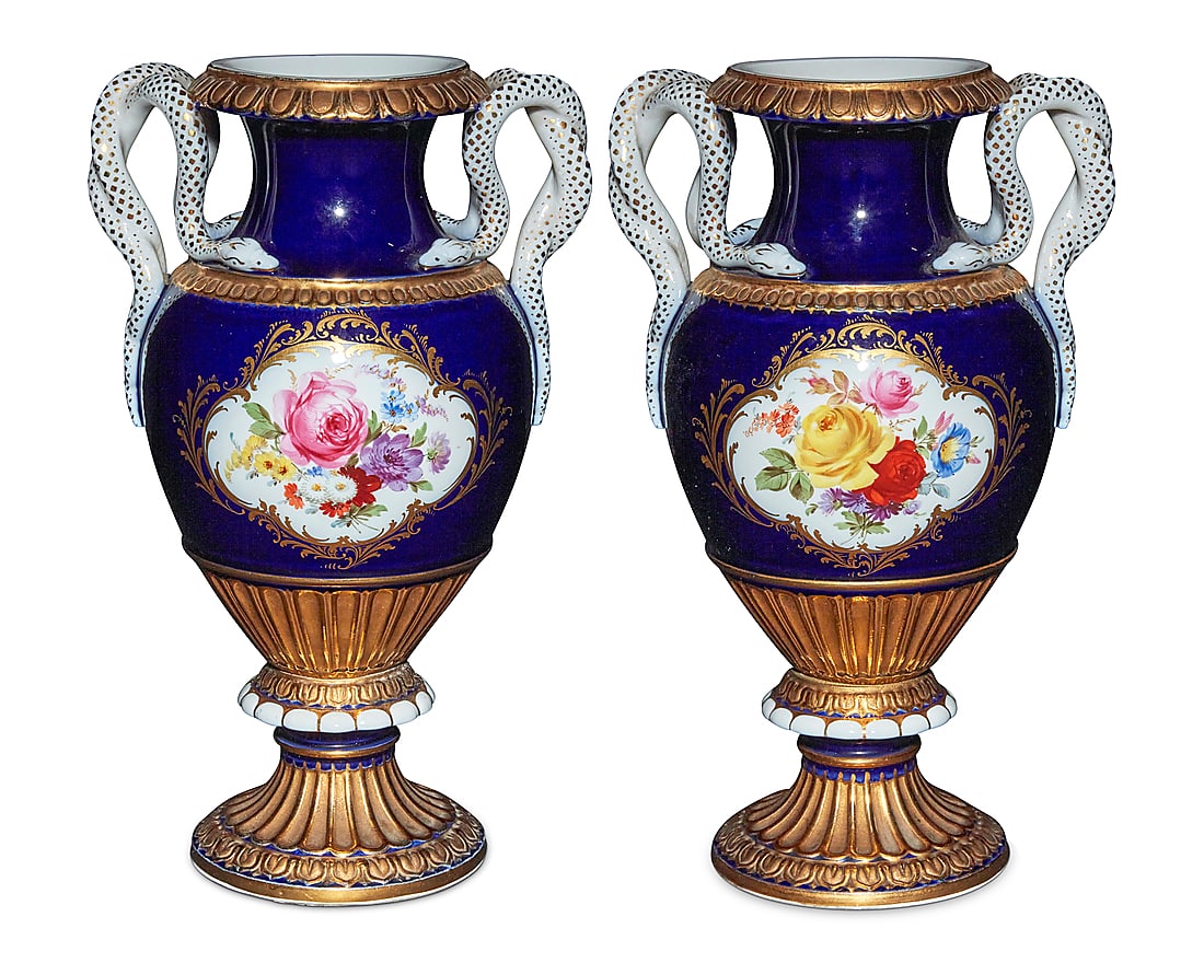 A pair of Meissen porcelain baluster vases (1 of 8)