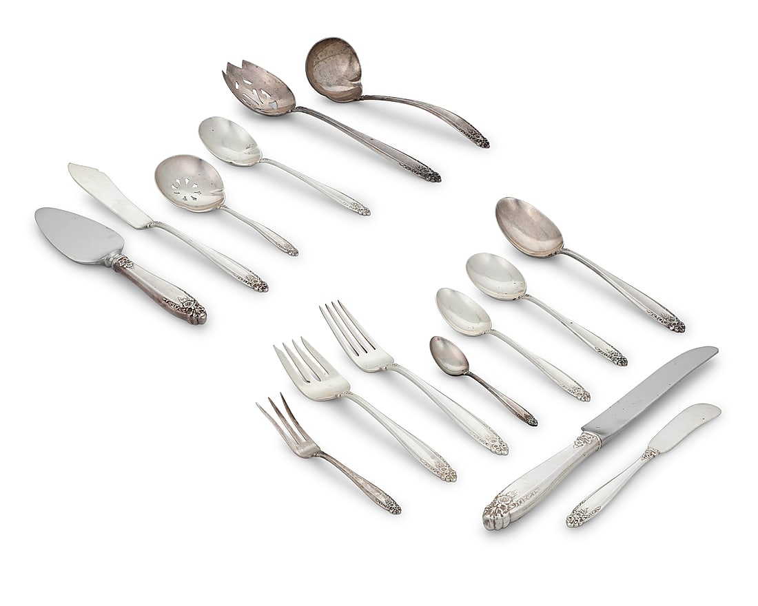 An International sterling silver 'Prelude' flatware service: An International sterling silver 'Prelude' flatware service Mid/late 20th century Designed 1939 Each marked for maker, pattern, and sterling Comprising: 4 place knives (9.625") 3 dinner knives (9.25")