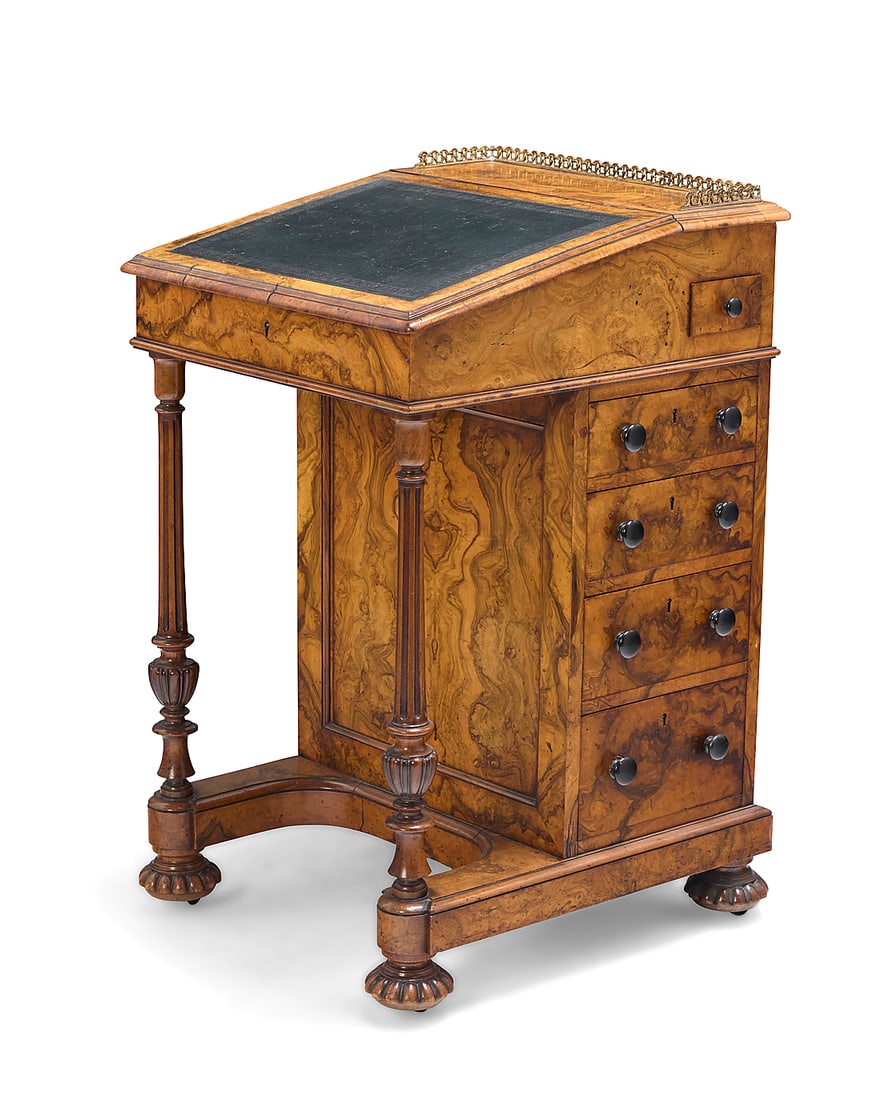 A Gillows William IV Davenport desk (1 of 9)
