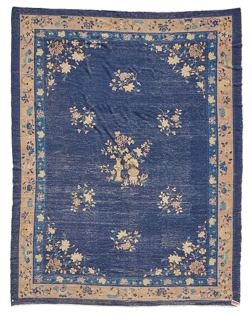 A Chinese rug - 3