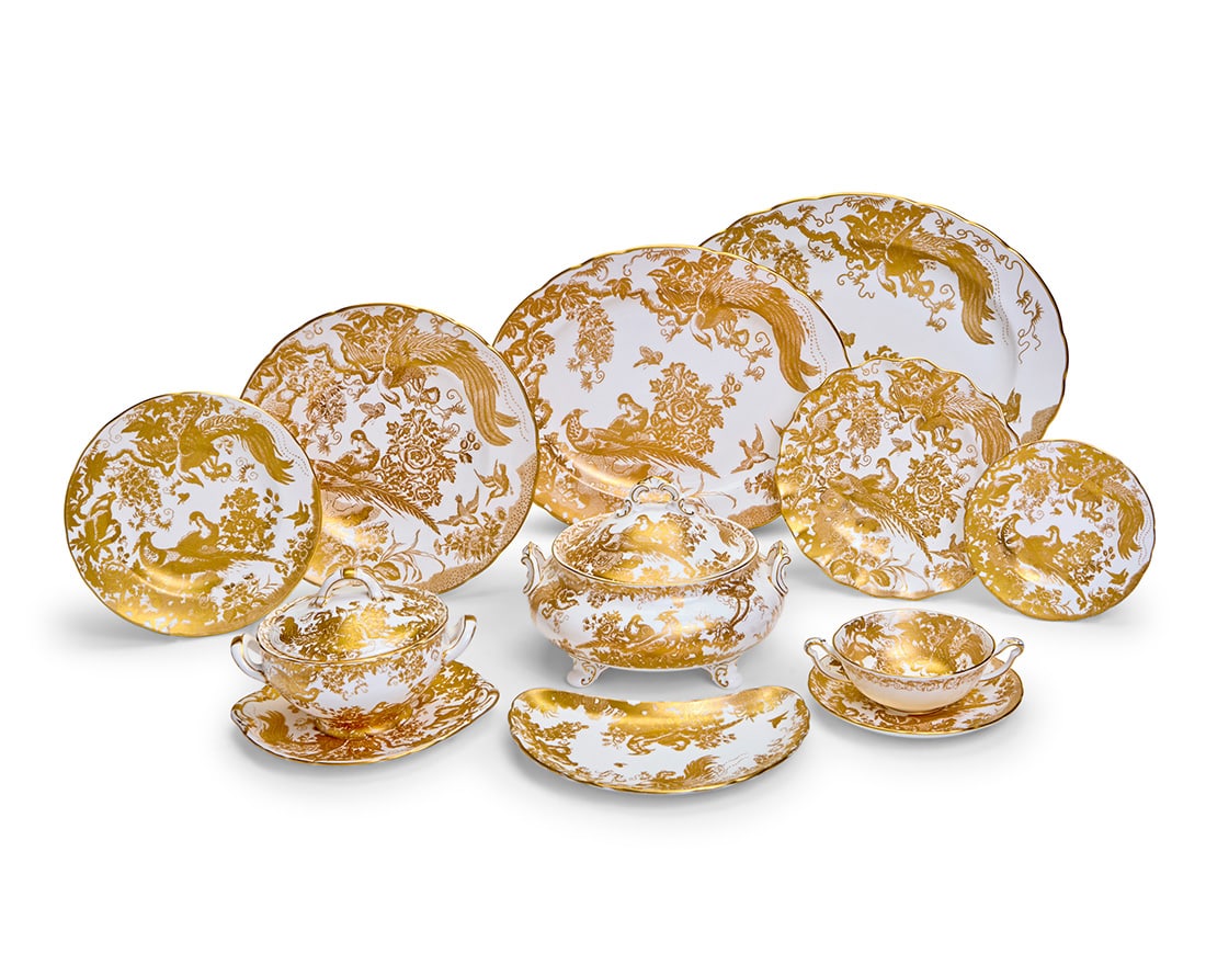 A Royal Crown Derby porcelain 'Gold Aves' part dinner service: A Royal Crown Derby porcelain 'Gold Aves' part dinner service Date codes for 1968-92 Each with various red printed factory marks above pattern name, number 'A.1235,' and date code Comprising: 12 dinne