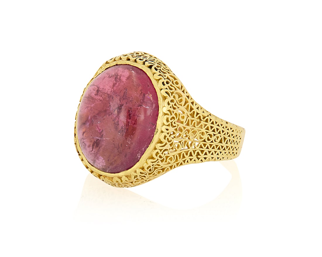 An 18K Gold and Rubellite Tourmaline Ring (1 of 2)