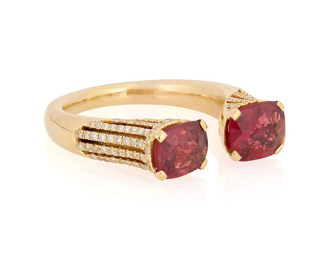 An 18K Gold, Spinel and Diamond Ring (1 of 4)