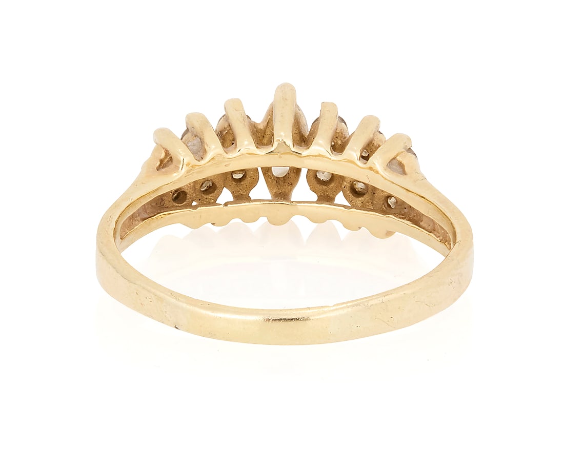A 14K Gold and Diamond Ring - 2