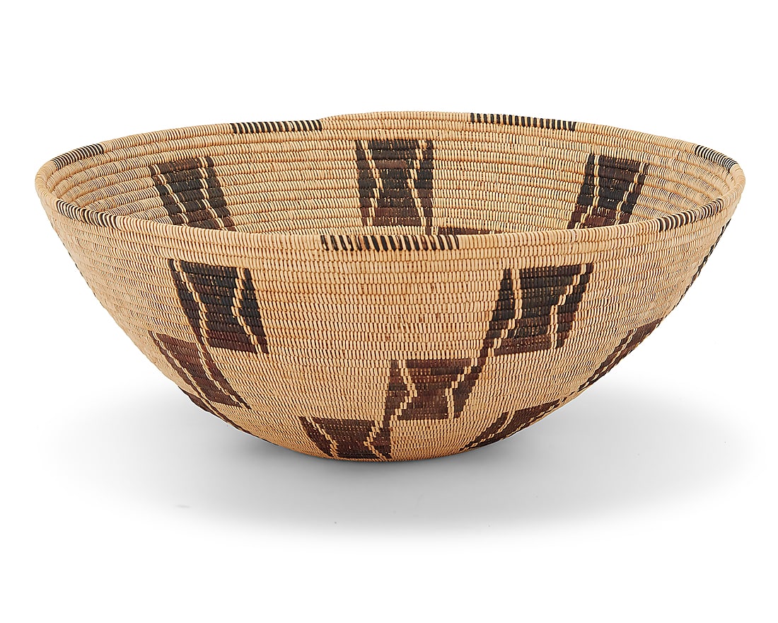 A Panamint Shoshone basketry bowl (1 of 5)