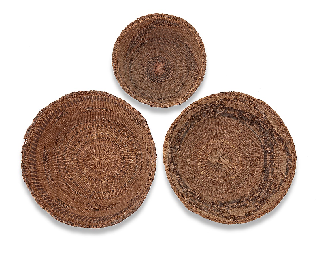 Three Klamath baskets - 4