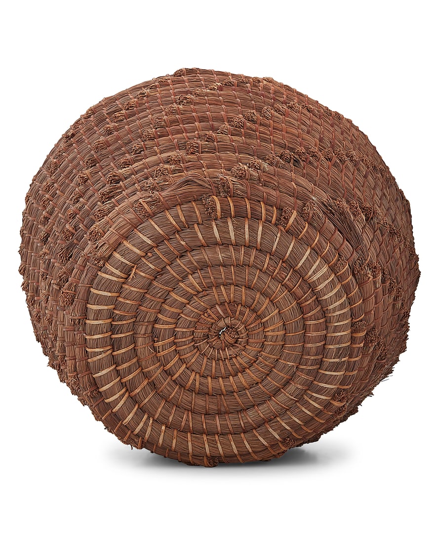Two Native American pine needle storage baskets - 4