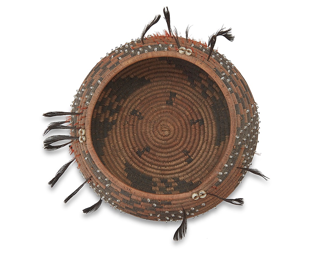 A Pomo beaded gift basket - 3