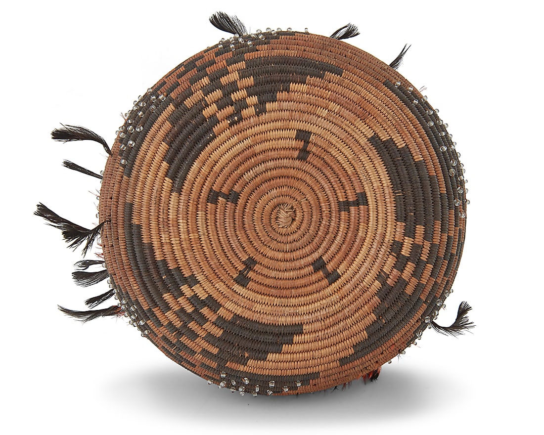 A Pomo beaded gift basket - 4