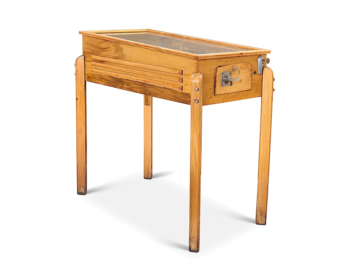 A Genco 'Roly Poly' pinball machine - 2