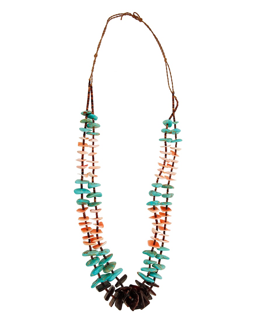 A Pueblo style turquoise and shell necklace (1 of 2)