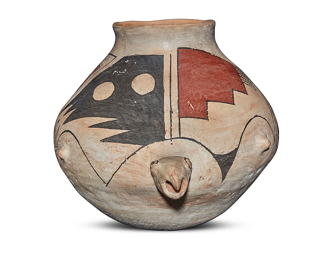 A Mata Ortiz polychrome pottery turtle effigy jar (1 of 5)
