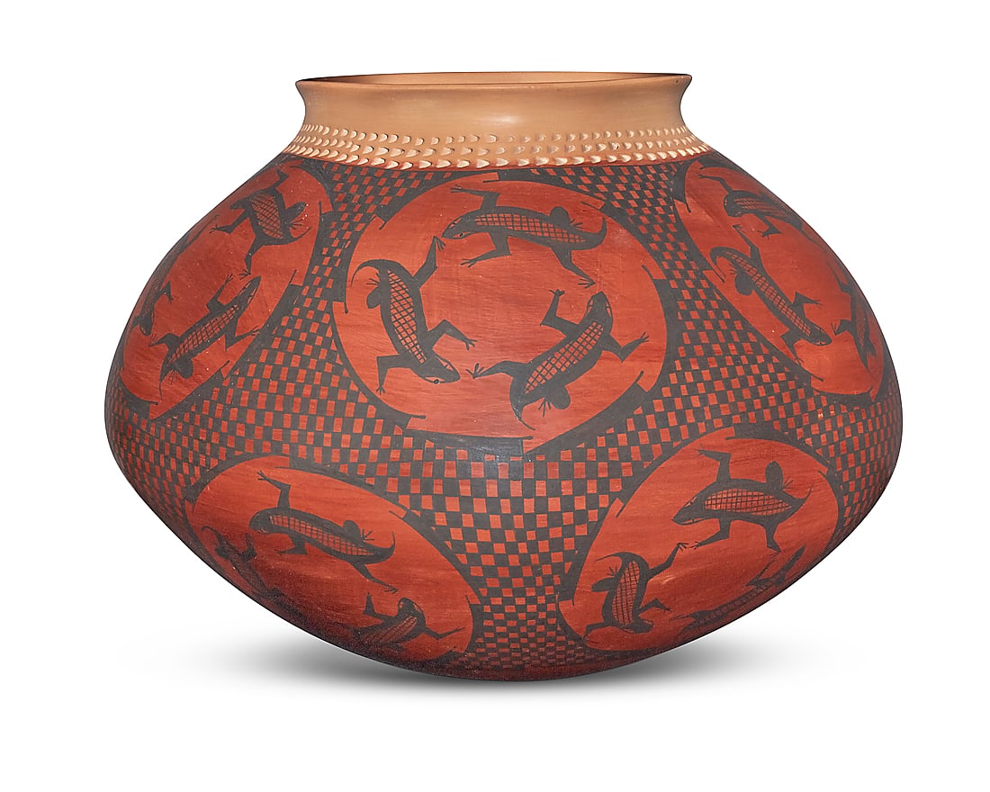 Lupe Soto (b. 20th century, Mata Ortiz), A large polychrome pottery olla, late 20th/early 21st (1 of 5)