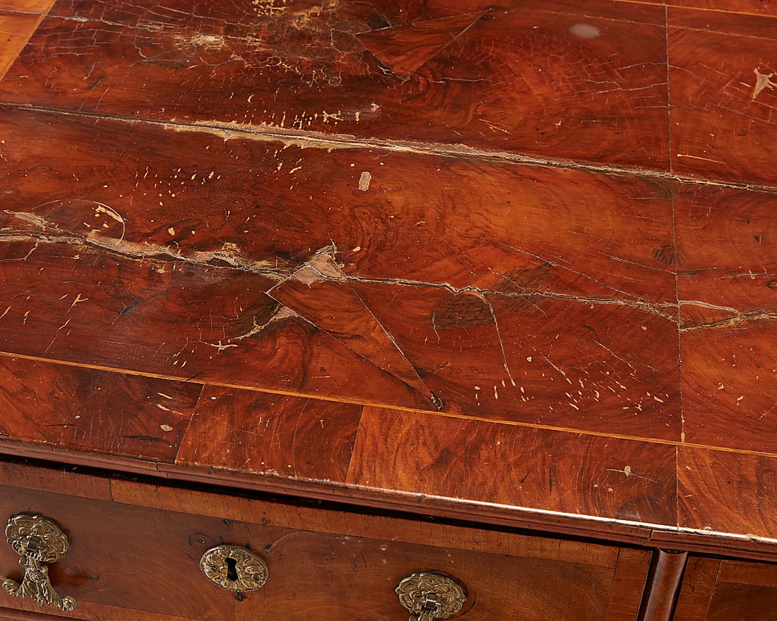 A George I walnut chest - 3