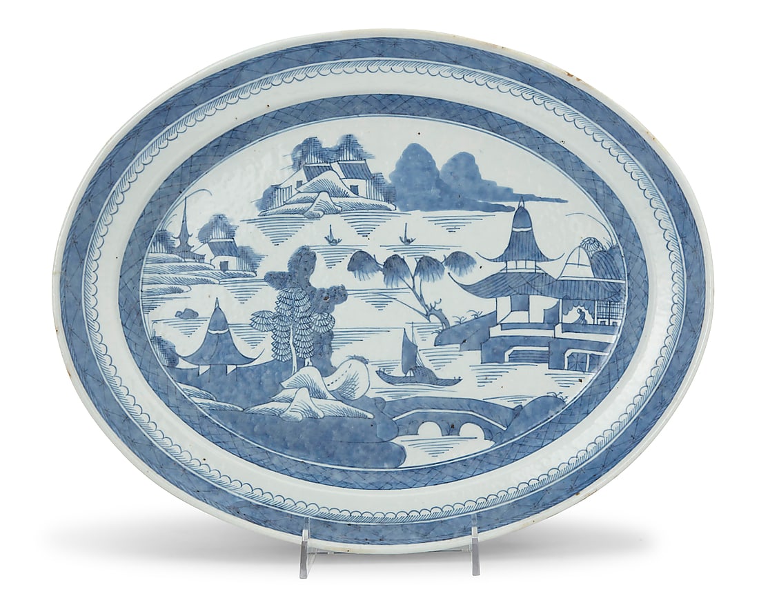 A Chinese blue and white porcelain platter (1 of 3)