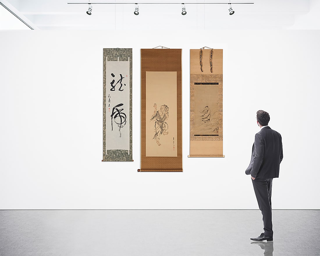 Three Japanese hanging scrolls - 15