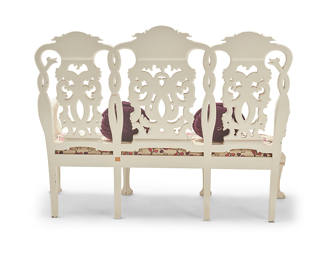 A Dutch Rococo style white painted settee - 3