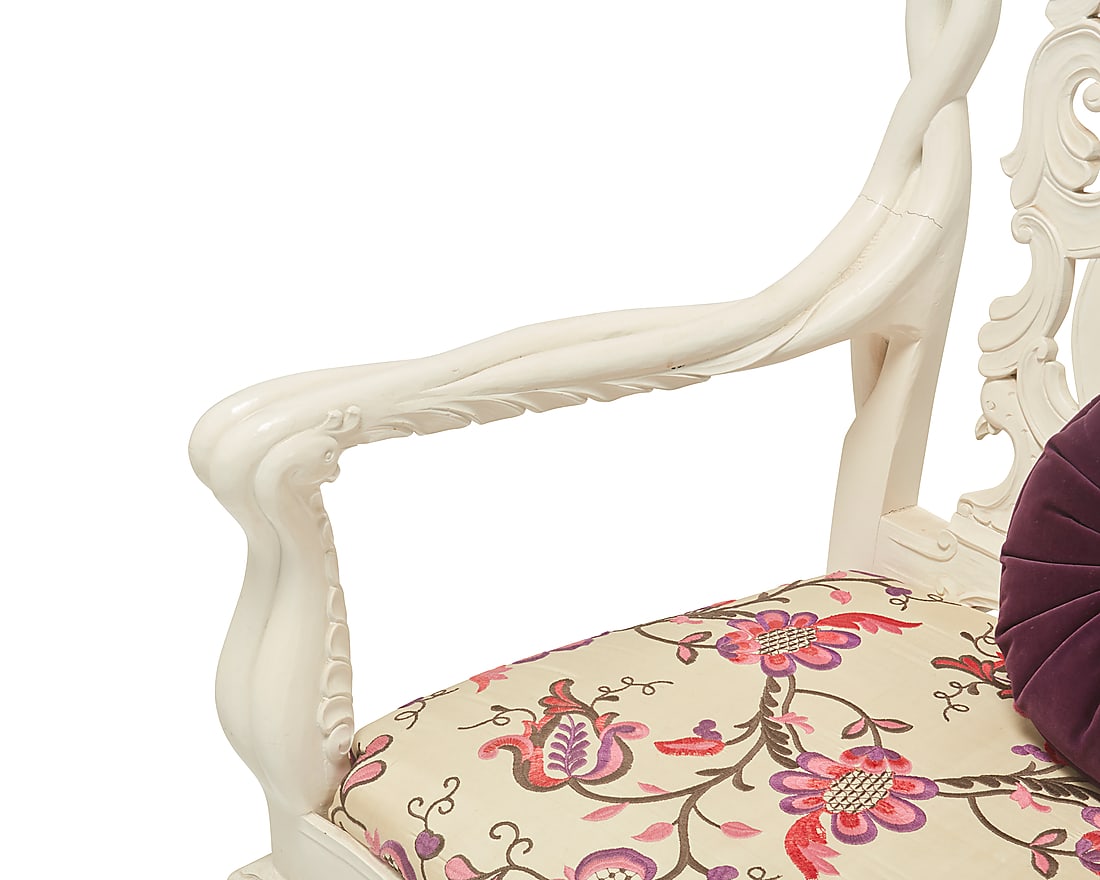 A Dutch Rococo style white painted settee - 9