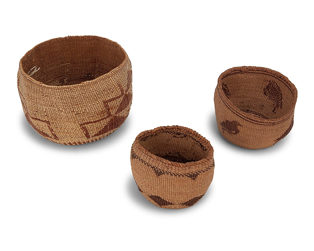 Three Klamath/Pit River polychrome baskets - 2