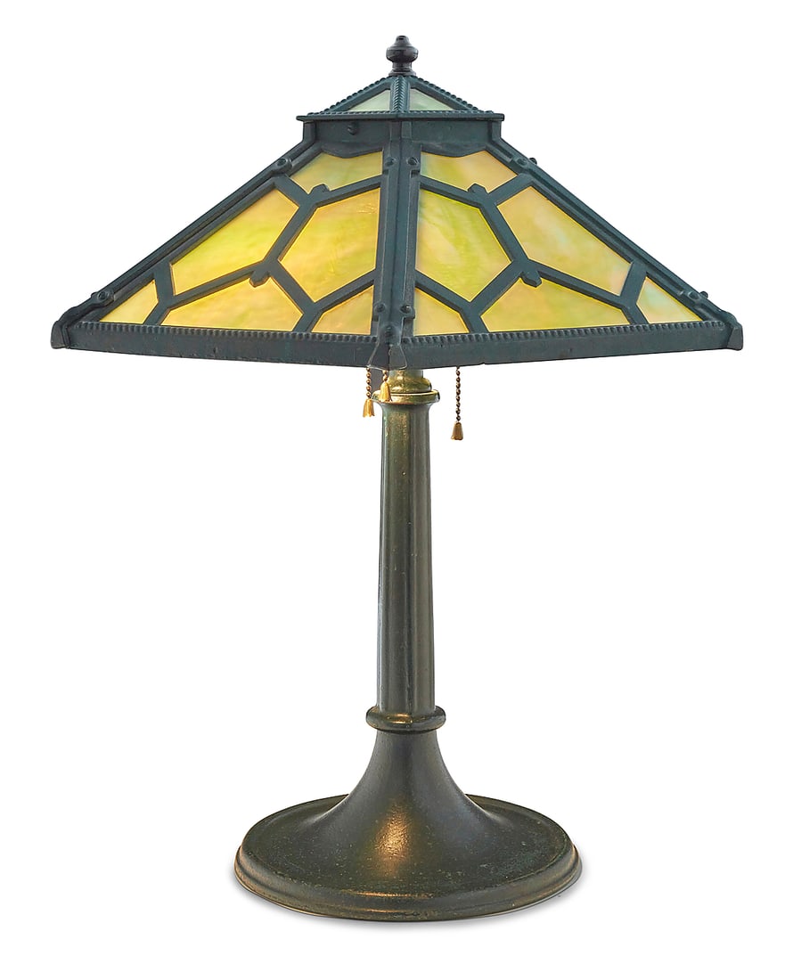 An American slag glass table lamp (1 of 4)
