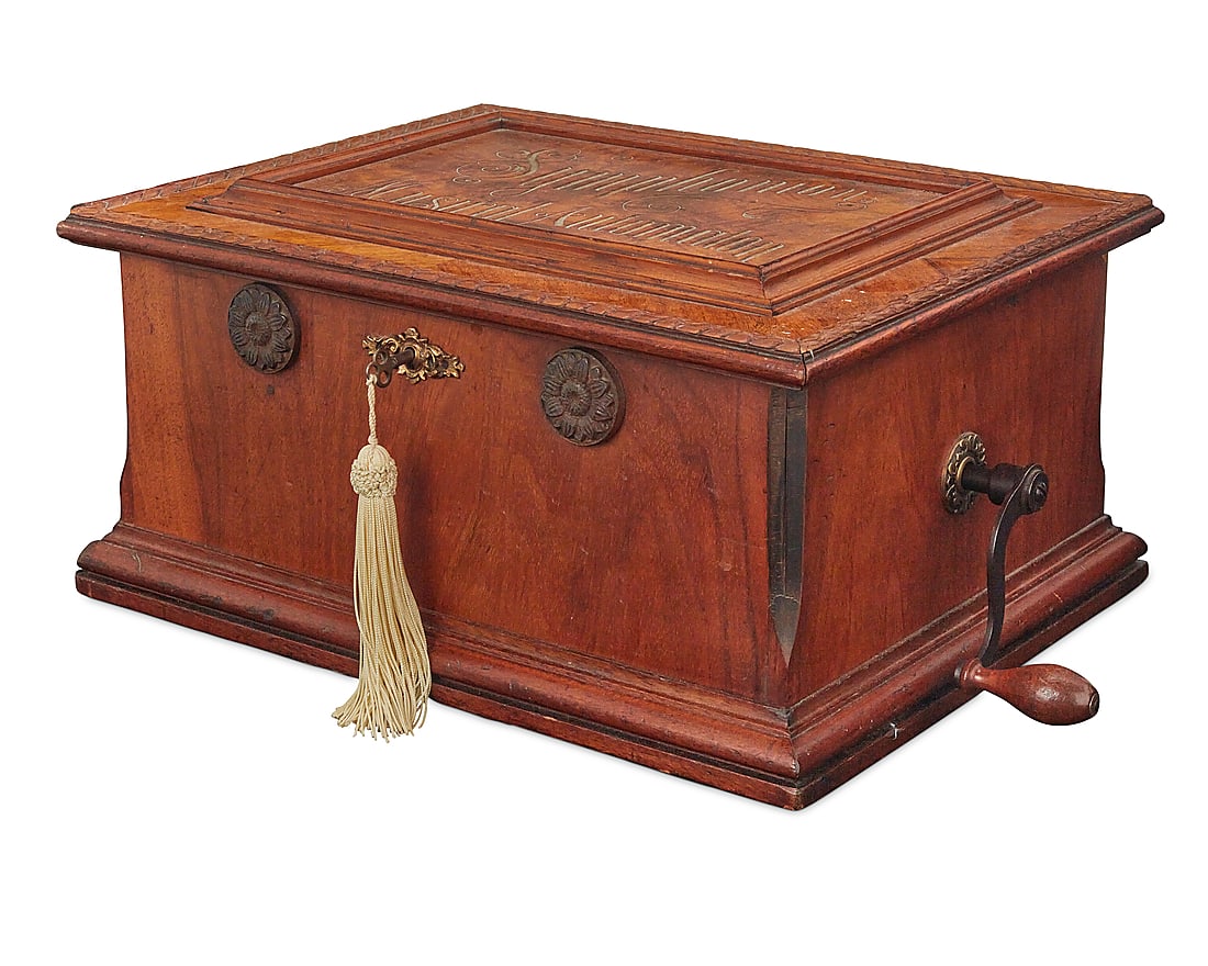 A Symphonion 'Musical Automaton' music box (1 of 6)