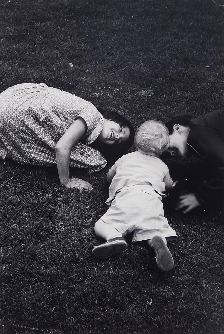 David Heath (1931-2016), "NYC" (Children playing in the grass), circa 1957/60: David Heath (1931-2016) "NYC" (Children playing in the grass), circa 1957/60 Gelatin silver print on paper From the edition of unknown size, printed circa 1960/62 Signed in ink in the left margin: Dav