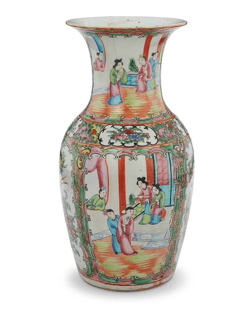 A Chinese Rose Canton porcelain vase (1 of 6)