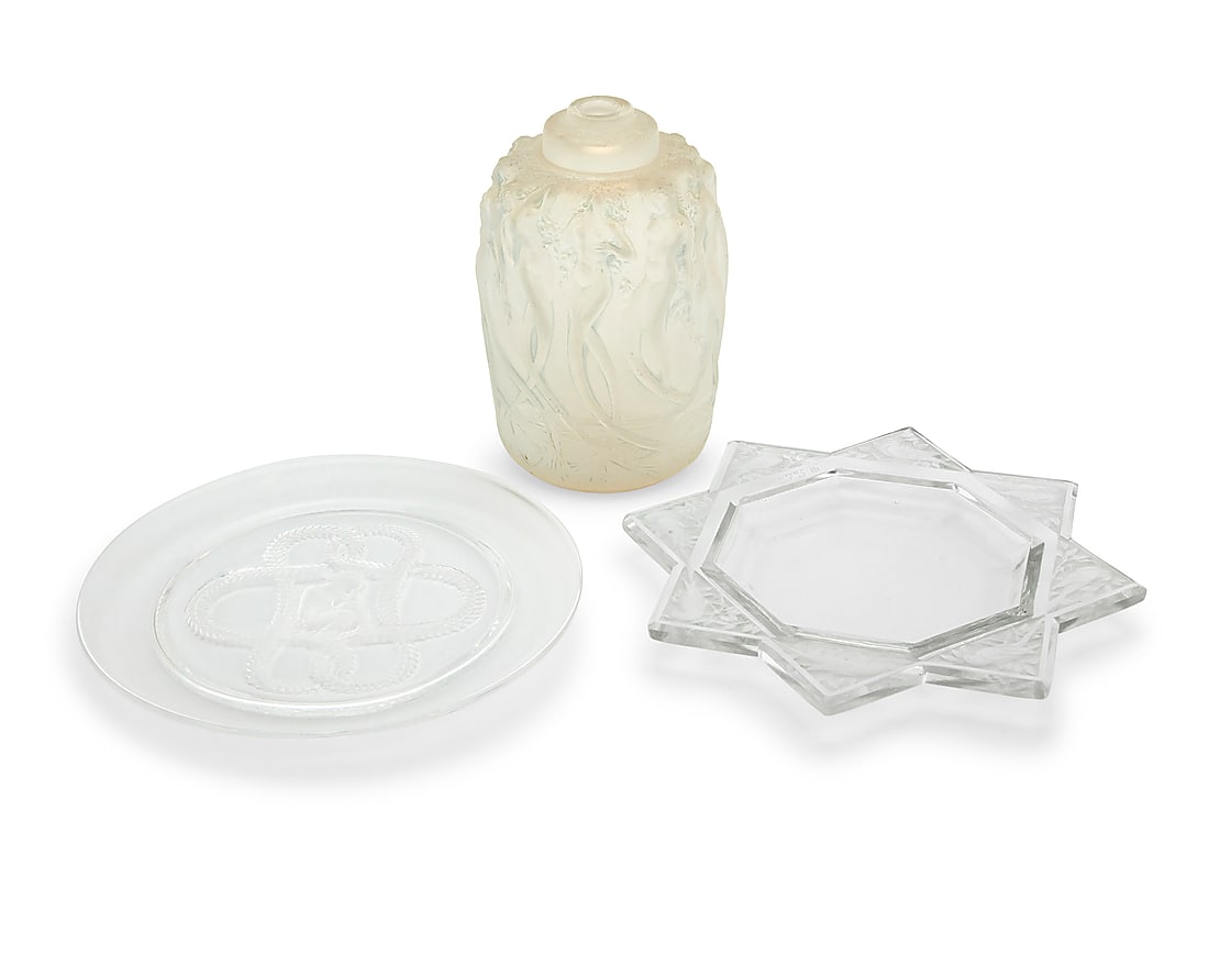 A Rene Lalique glass 'Fauvettes' ashtray and 'Sirenes' atomizer (1 of 6)