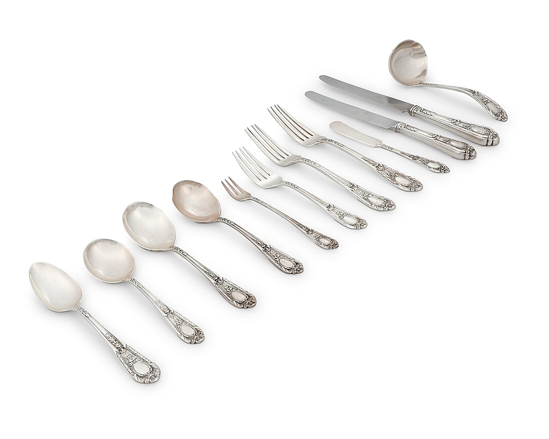 An International sterling silver 'Fontaine' part flatware service (1 of 2)