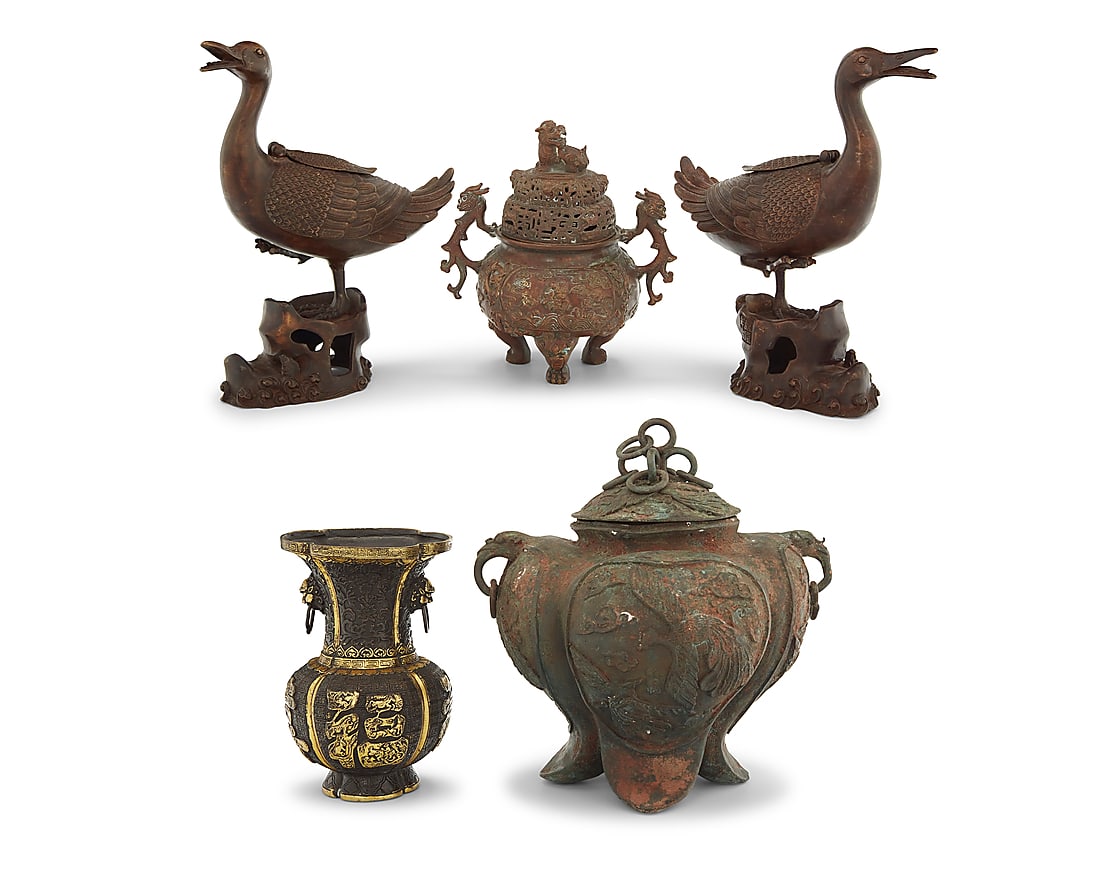 Five Chinese bronze table items - 2
